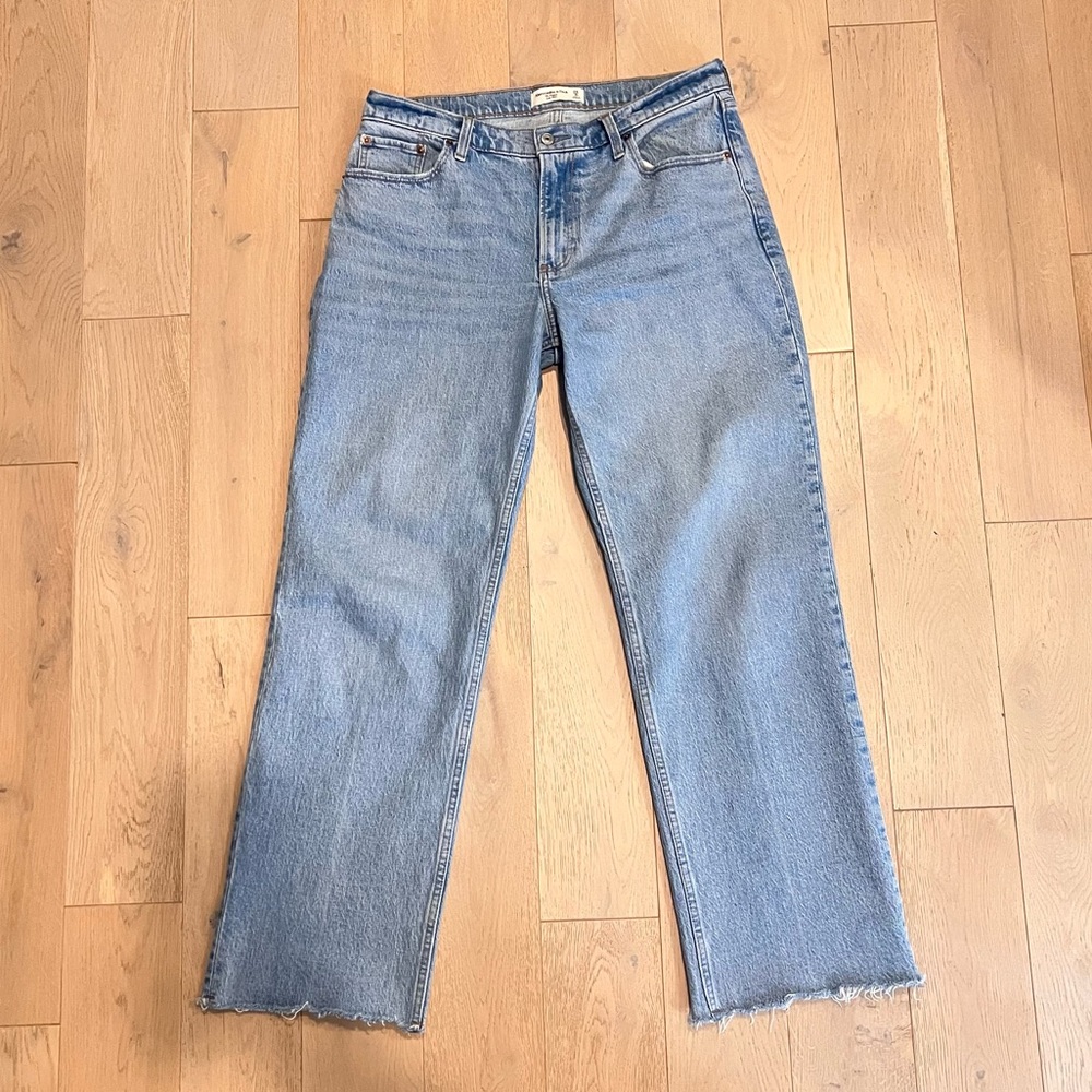 Abercrombie and Fitch Vintage Denim  Low Rise Baggy Jean - SIZE 29